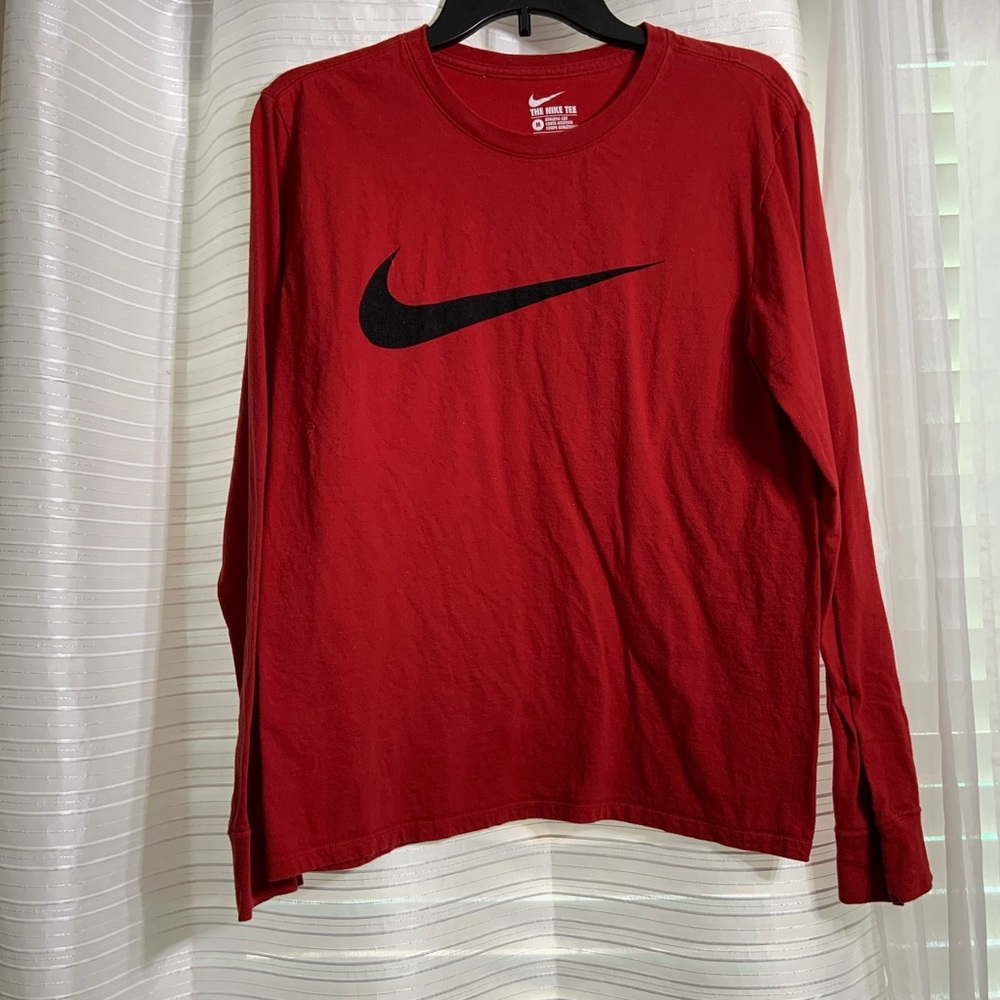 💎 4/$20 Men’s Nike long sleeve tee